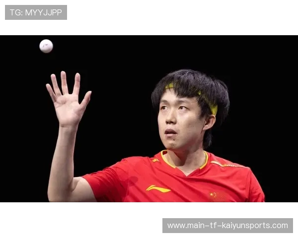 乒乓亚洲杯王楚钦侧身抢冲，连续两板直接终结